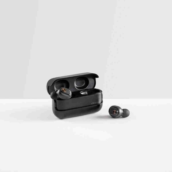 WIRETAP. Wireless earphones