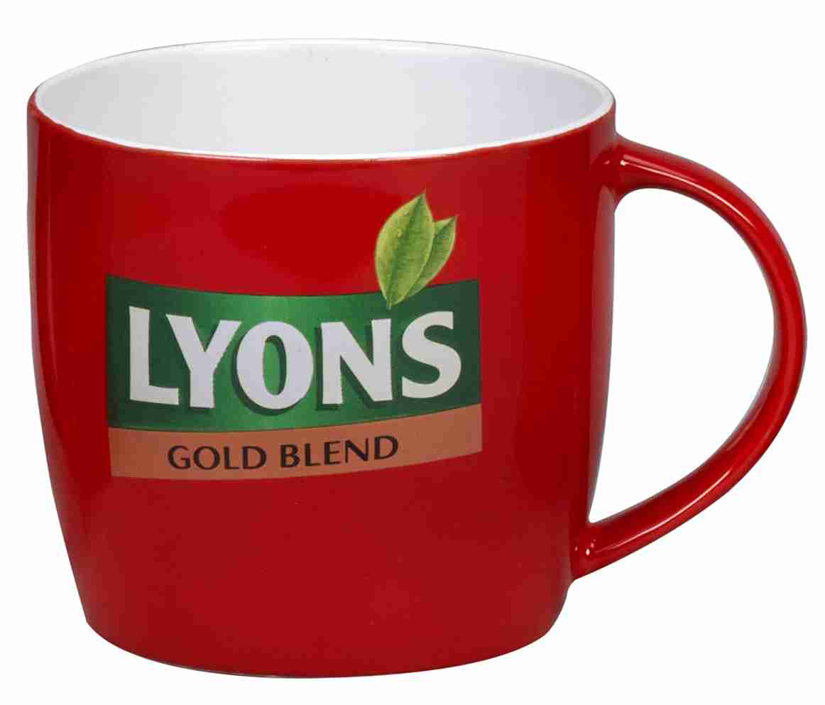 Prado - Red/White - Earthenware Mugs - Image 1